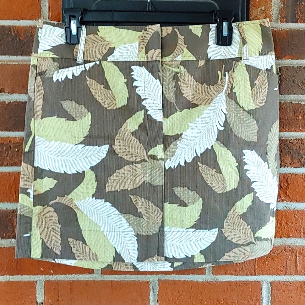 Loft Leaves Print Mini  Skirt Size 10P